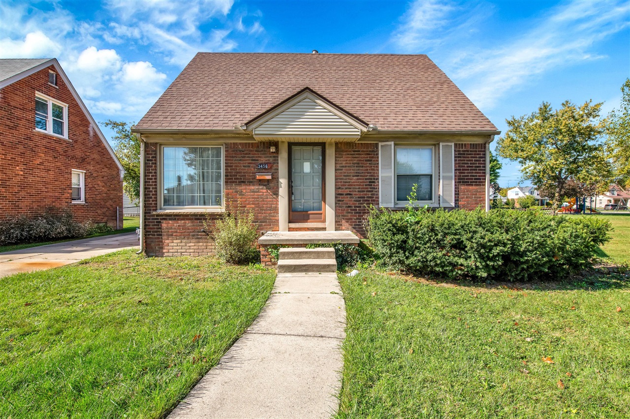 Walnut St, Dearborn, MI 48124