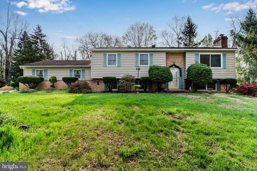 24 Richland Rd, CARLISLE, PA, 17015-9593 | Card Image