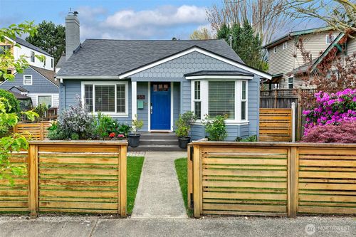 7515 17th Ave Nw, Seattle, WA, 98117-5424 | Card Image