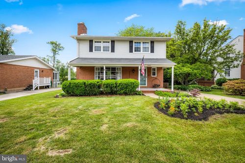 10406 Greenside Dr, COCKEYSVILLE, MD, 21030-3328 | Card Image