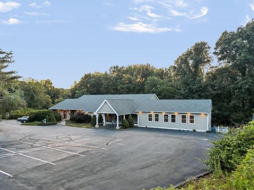 206 Turnpike Rd, Southborough, MA, 01772-2164 | Card Image