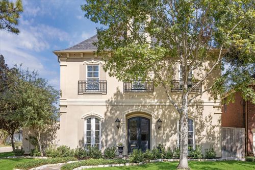 4260 Emory Ave, West University Place, TX, 77005-1923 | Card Image