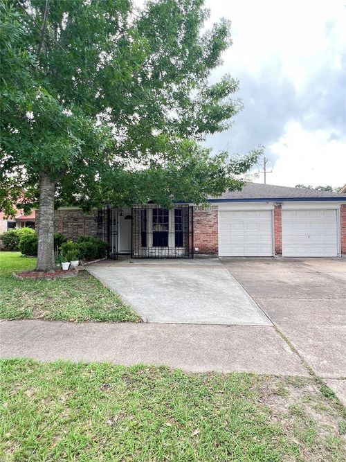 15119 Mcleod Drive, Houston, TX, 77060 | Card Image