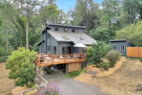3020 Burnside Road, Sebastopol, CA, 95472 | Card Image