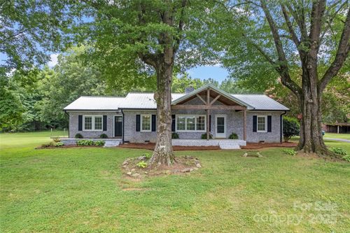 895 Mount Pleasant Rd W, Mount Pleasant, NC, 28124-9550 | Card Image