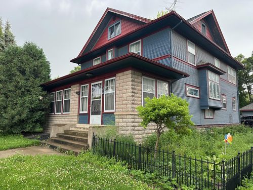 216 Litchfield Ave Se, Willmar, MN, 56201-3631 | Card Image