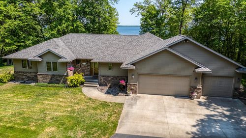 22410 Williams Rd Se, Cass Lake, MN, 56633-2970 | Card Image