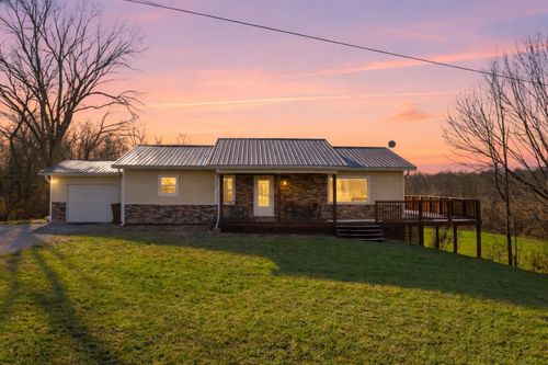 1676 Graves Rd, Stamping Ground, KY, 40379-9024 | Card Image