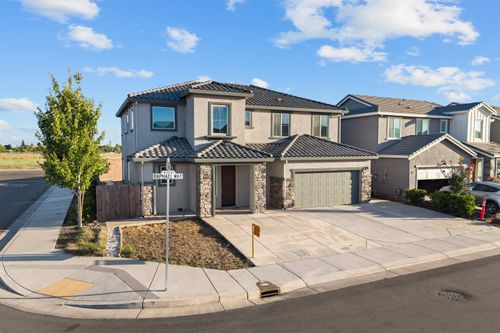 2302 Raphael Way, Lodi, CA, 95242-9786 | Card Image