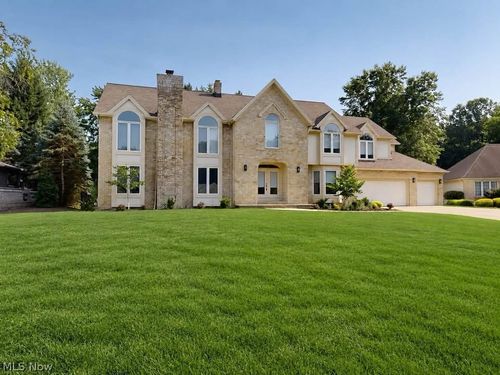5650 Ashley Cir, Highland Heights, OH, 44143-2000 | Card Image