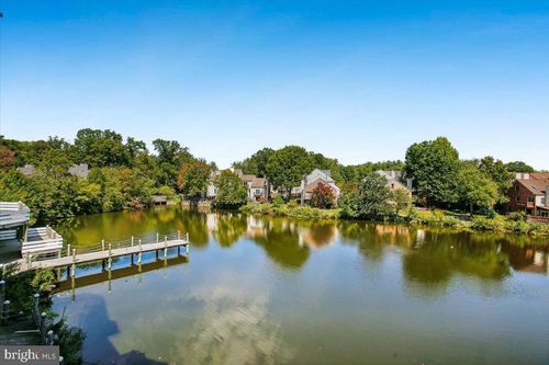 7604 Lakeside Village Dr, FALLS CHURCH, VA, 22042-7543 | Card Image