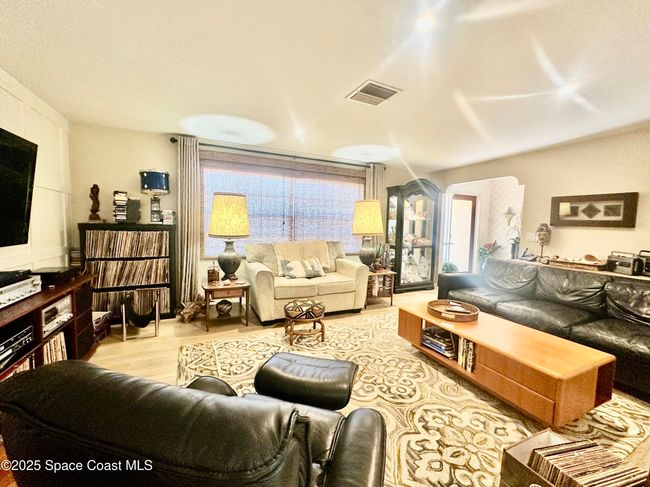 410 Surf Rd, House other with 3 bedrooms, 2 bathrooms and null parking in Melbourne Beach FL | Image 4