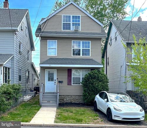 717 Brook St, BRYN MAWR, PA, 19010-2201 | Card Image