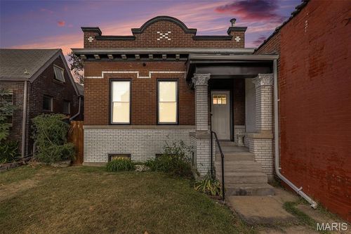 7915 S Broadway, SAINT LOUIS, MO, 63111-3624 | Card Image