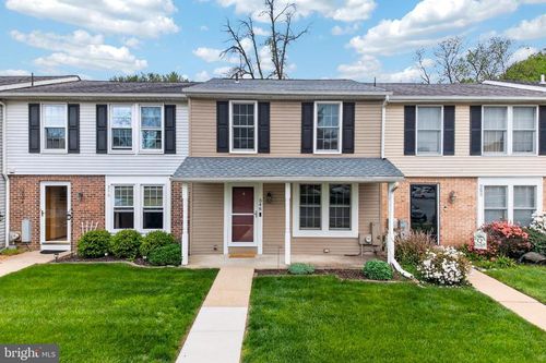 348 Barclay St, COATESVILLE, PA, 19320-2369 | Card Image
