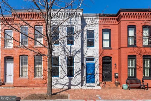 654 Acker Pl Ne, WASHINGTON, DC, 20002-5212 | Card Image