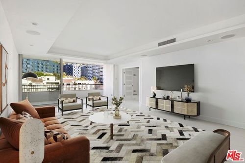 1002-1100 Alta Loma Rd, West Hollywood, CA, 90069-2419 | Card Image