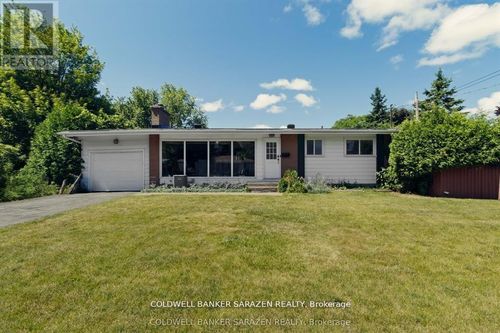 18 Stinson Ave, Nepean, ON, K2H6N1 | Card Image