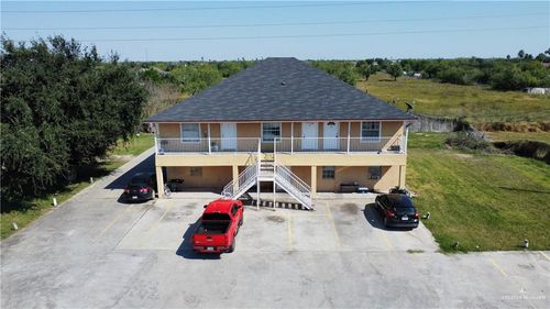 3304 N Palm Leaf Cir, Mission, TX, 78574-4028 | Card Image
