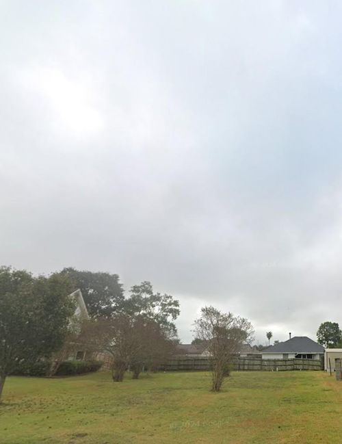 8117 Woodfern Ct, Port Arthur, TX, 77642-6702 | Card Image