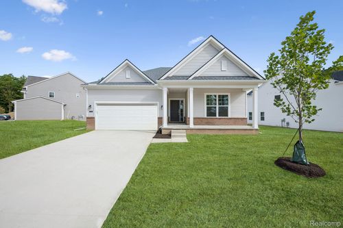 27119 Silo Dr, Saline, MI, 48176-8982 | Card Image