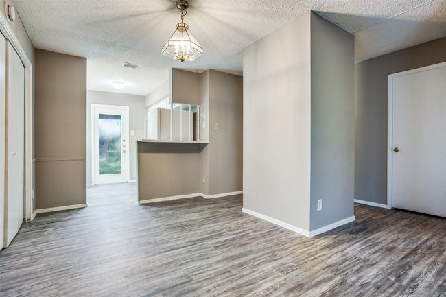 B - 607 Thrush Ave, Home with 2 bedrooms, 1 bathrooms and 1 parking in Austin TX | Image 8