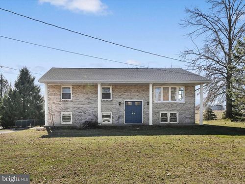 2401 Belair Dr, DOVER, PA, 17315-3503 | Card Image