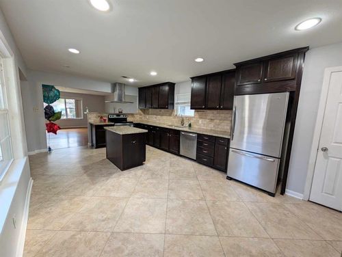 5306 Briarbend Dr, Houston, TX, 77096-6231 | Card Image