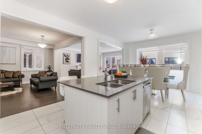 111 Walker Rd W, House other with 5 bedrooms, 4 bathrooms and 4 parking in Caledon ON | Image 26