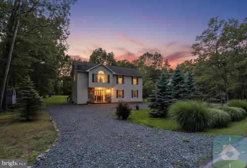 146 Hunter Ln, Albrightsville, PA, 18210-3817 | Card Image