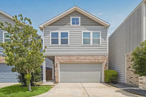 5443 Camaguey St, Houston, TX, 77023-1155 | Card Image