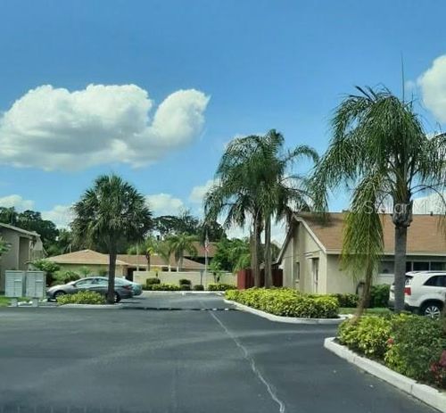 apt-111-2763 Woodgate Ln, SARASOTA, FL, 34231-6467 | Card Image