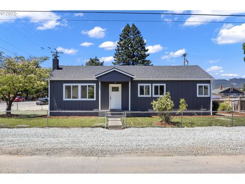 514 E 2nd Ave, Riddle, OR, 97469-8776 | Card Image