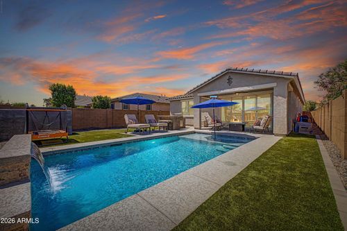 725 E Liberty Lane, Gilbert, AZ, 85296 | Card Image
