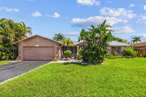 11701 Sw 57th St, Cooper City, FL, 33330-4151 | Card Image