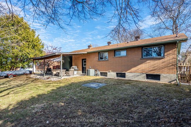 25 Ellery Cres, House other with 4 bedrooms, 2 bathrooms and 3 parking in Nepean ON | Image 32