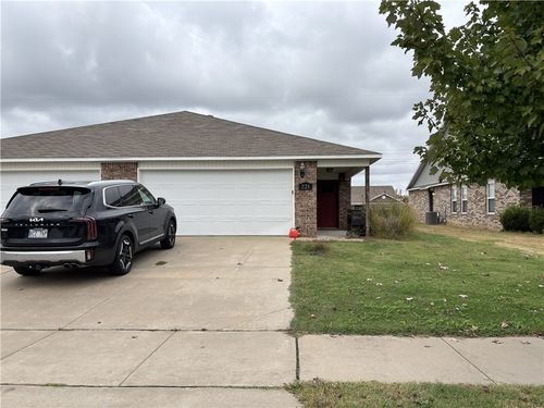 228 E Anabranch Ct, Farmington, AR, 72730-3082 | Card Image