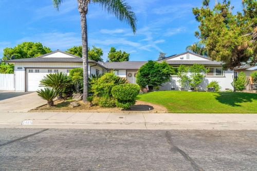 1488 Whittier Ave, Clovis, CA, 93611-3138 | Card Image
