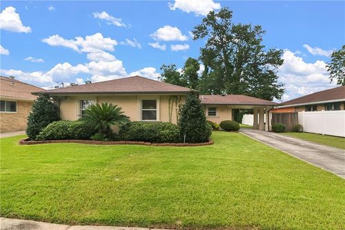 5511 Press Dr, New Orleans, LA, 70126-2254 | Card Image