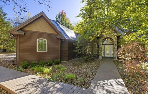 5650 Lily Ln, Sawyer, MI, 49125-9291 | Card Image