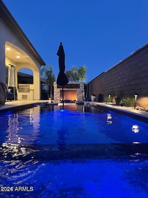 199 E Tangerine Path, Queen Creek, AZ, 85140-5657 | Card Image