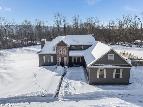 23 Dewey Ln, Glen Gardner, NJ, 08826-3102 | Card Image