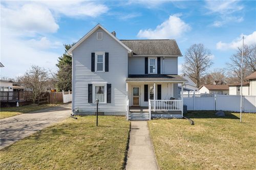 4438 Park Ave Ne, Sandyville, OH, 44671-1013 | Card Image