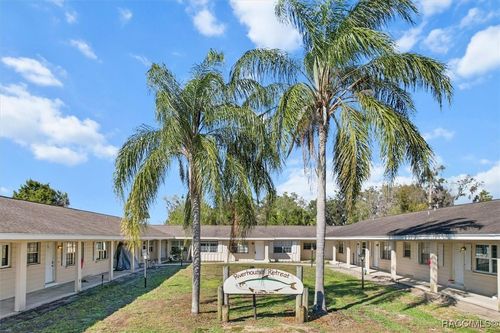 9-10 Se Kings Bay Drive, CRYSTAL RIVER, FL, 34429 | Card Image