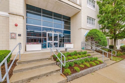 a111-211 Central St, Norwood, MA, 02062-3596 | Card Image