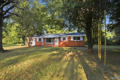 3108 N Nevel Cir Nw, Huntsville, AL, 35810-3157 | Card Image