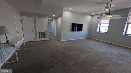 apt-202-1211 Light St, BALTIMORE, MD, 21230-4366 | Card Image