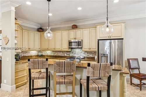 17 Corrine Ln, Hilton Head Island, SC, 29928-5314 | Card Image