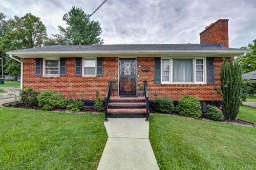 1017 Randolph Ln, Lynchburg, VA, 24502-1526 | Card Image