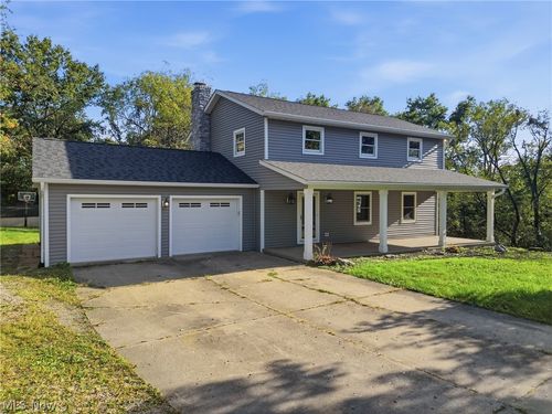 4050 Kings Ct, Zanesville, OH, 43701-9147 | Card Image